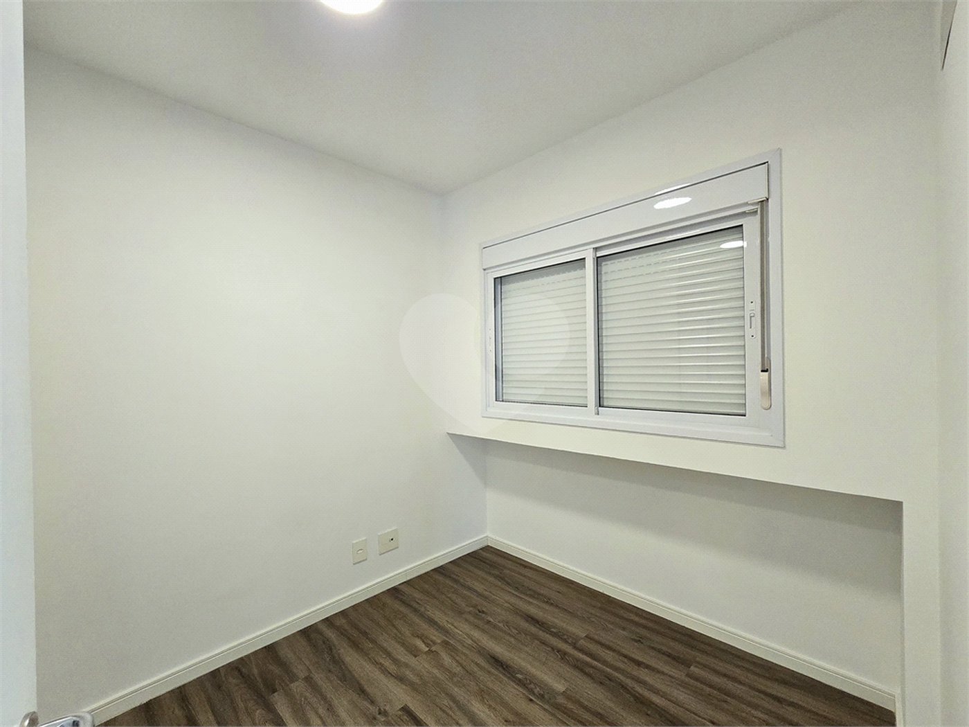 Apartamento à venda ou para alugar com 2 quartos, sendo 1 suíte, em Campo Belo, São Paulo, SP