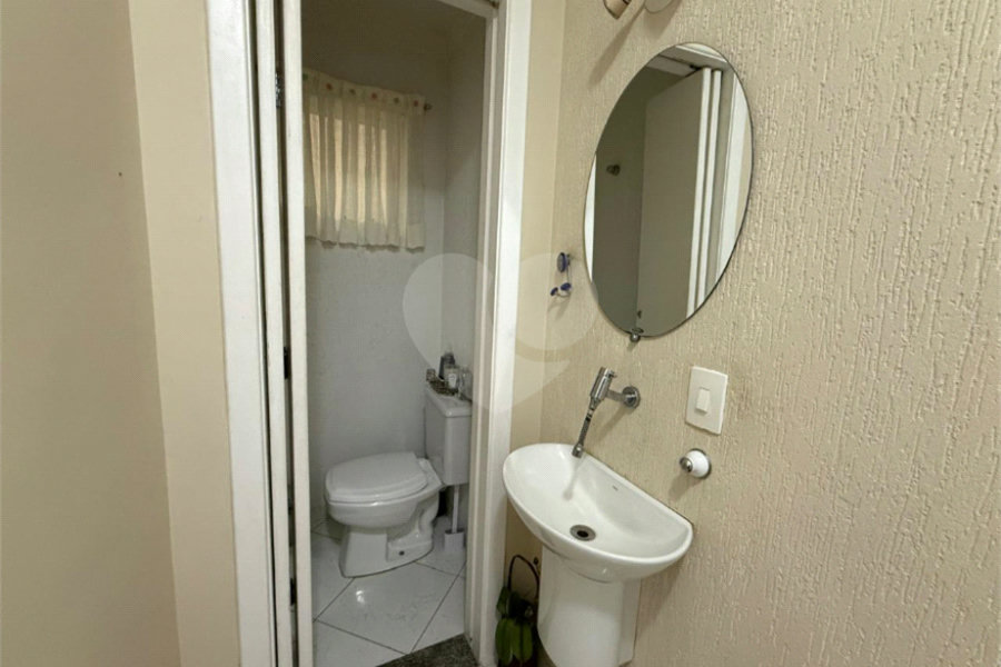 Sobrado à venda com 3 quartos, sendo 1 suíte, em Tremembé, São Paulo, SP
