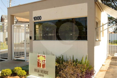 Casa no Condomínio Vila Verde Sabará.