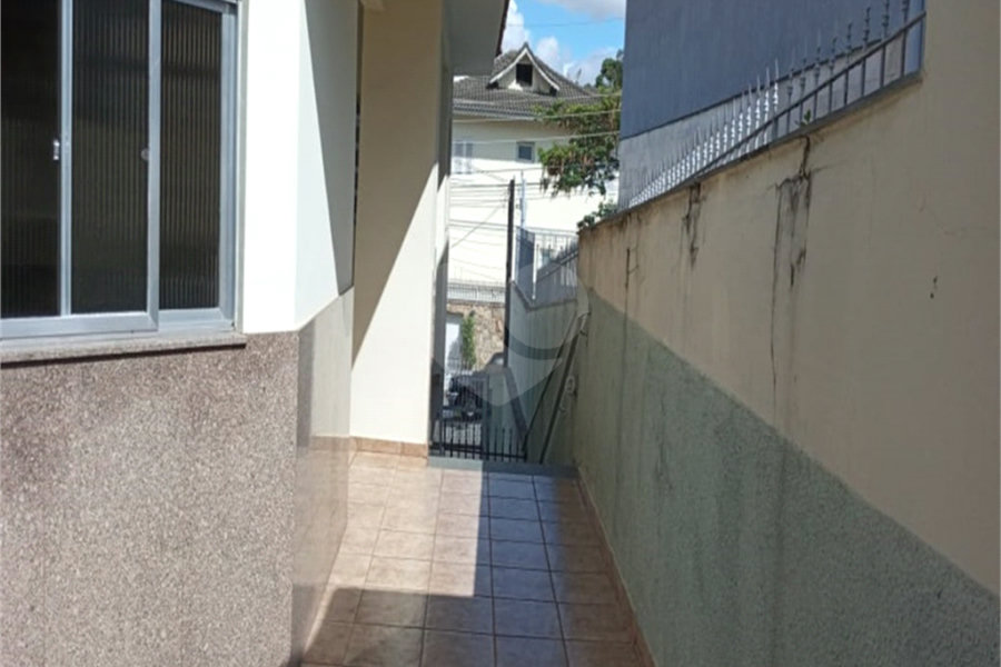 Bonita casa assobradada,no Bairro das Palmas do Tremembé, terreno com 14 X 50 e 350 área construída