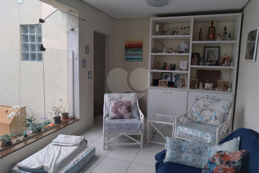 Casa à venda com 3 quartos, sendo 1 suíte, em Jardim França, São Paulo, SP