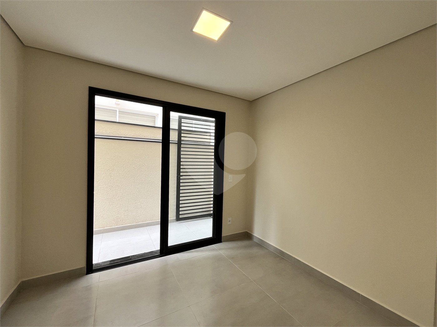 Casa à venda com 4 suítes no condomínio Mont Blanc, Sorocaba - SP