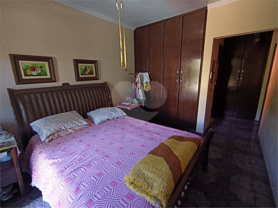 Casa à venda com 3 quartos, sendo 2 suítes,  em Vila Mogilar, Mogi das Cruzes, SP