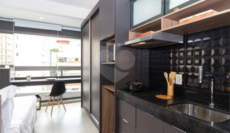 Apartamento à venda ou para alugar com 1 quarto em Pinheiros, São Paulo, SP