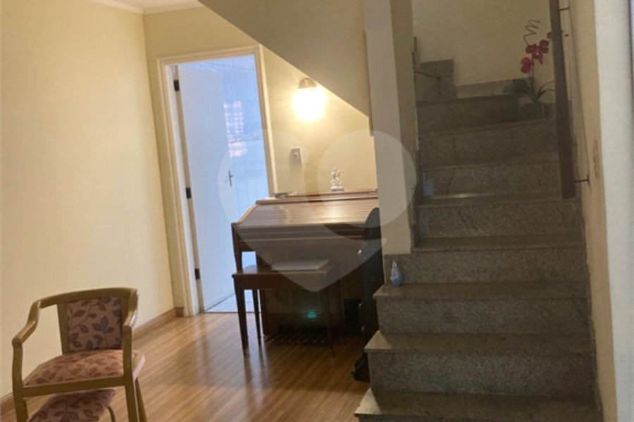 Sobrado à venda com 2 quartos em Vila Nova Mazzei, São Paulo, SP
