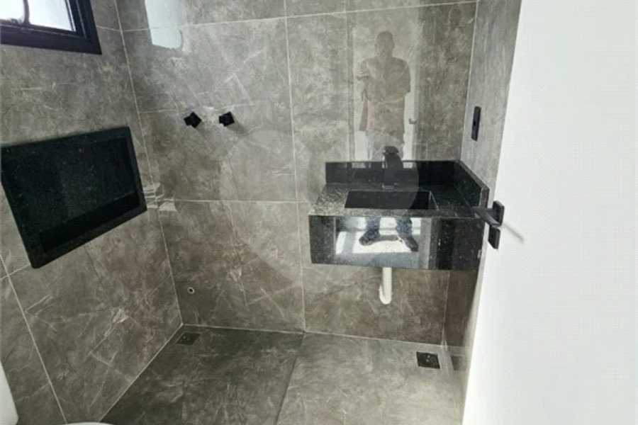 Sobrado à venda com 3 quartos, sendo 2 suítes, em Vila Guilherme, São Paulo, SP