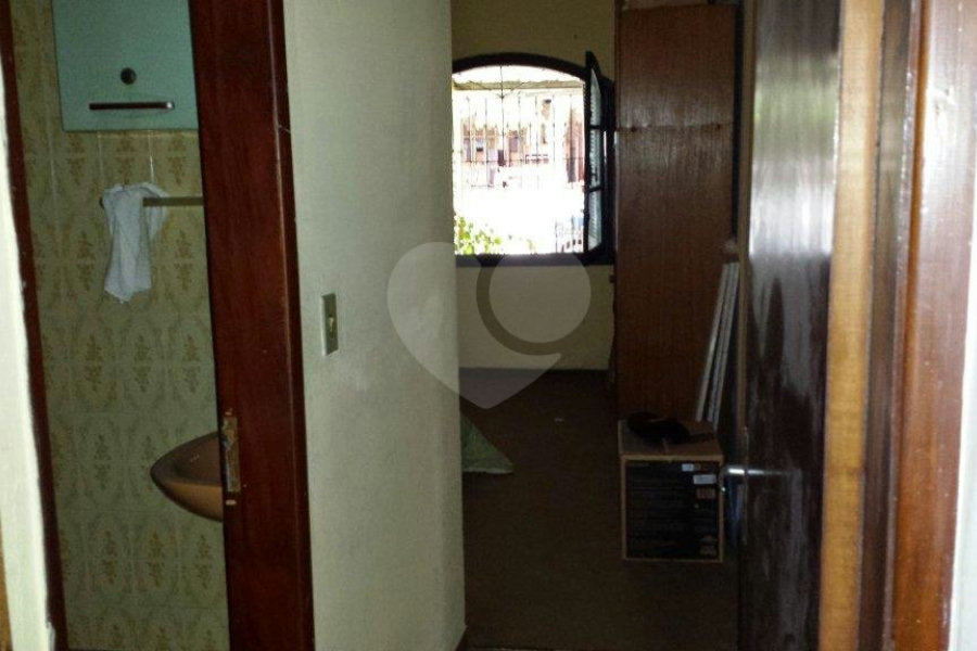Casa à venda com 3 quartos, sendo 1 suíte, em Itaquera, São Paulo, SP