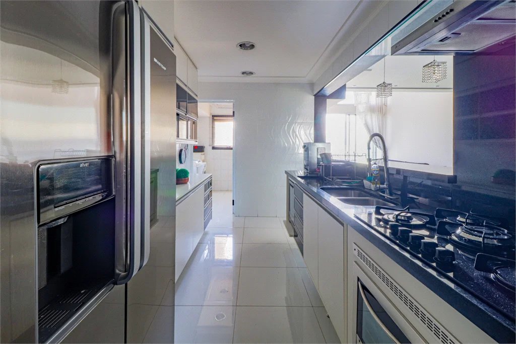 Apartamento à venda com 3 quartos, sendo 2 suítes, em Cidade Monções, São Paulo, SP