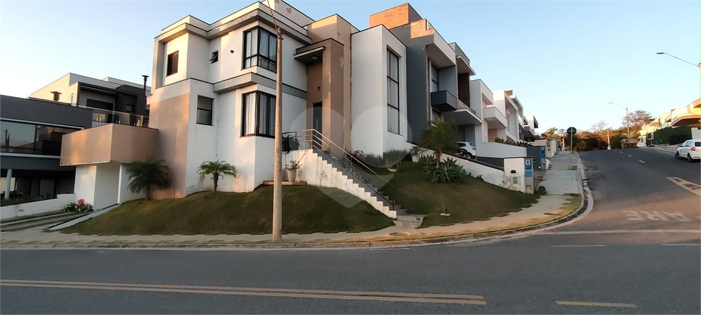 Terreno à venda com 3 quartos, sendo 1 suíte, no condomínio Residencial Sun Lake, Votorantim - SP