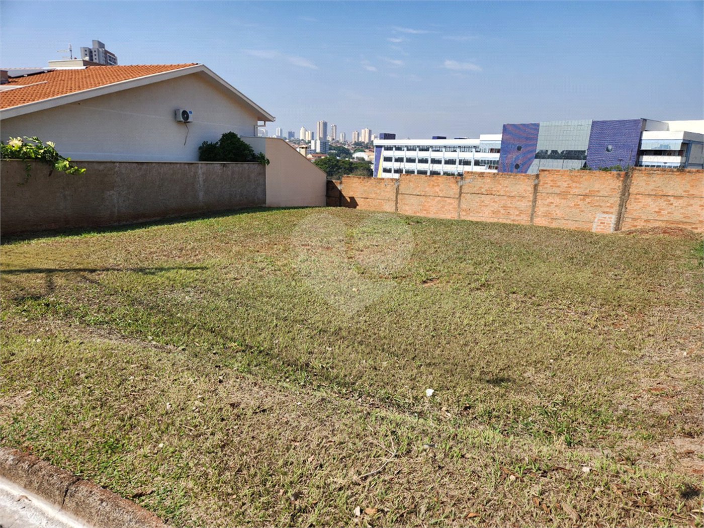 Terreno à venda em Altos do Jaraguá, Araraquara, SP