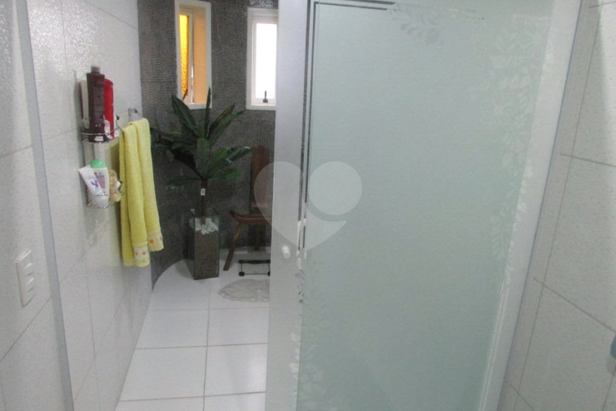 Sobrado à venda com 3 quartos, sendo 1 suíte, em Vila Maria Alta, São Paulo, SP