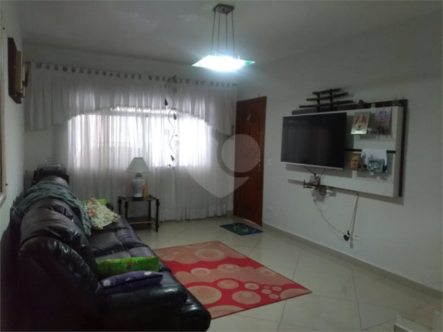 Sobrado à venda com 3 quartos, sendo 1 suíte,  em Tremembé, São Paulo, SP