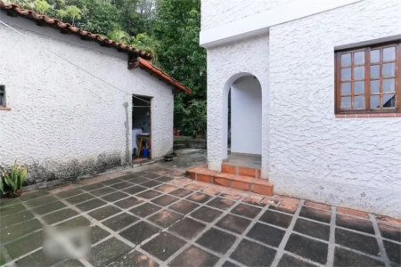Casa à venda com 4 quartos, sendo 1 suíte, em Lapa, São Paulo, SP