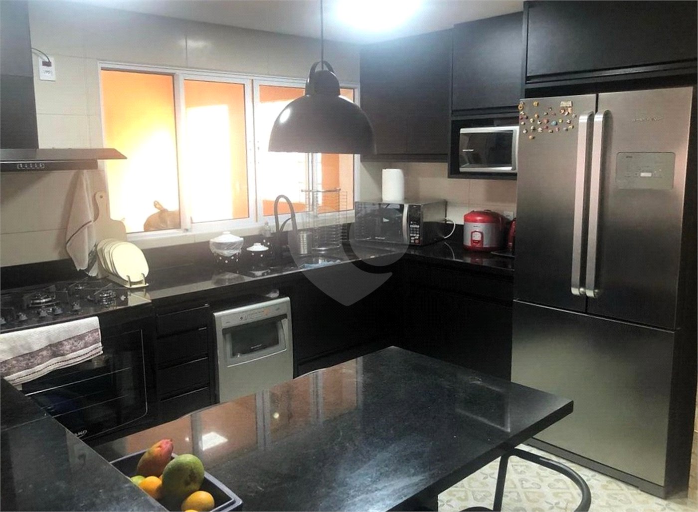 Casa à venda com 4 quartos, sendo 2 suítes, em Jardim Samara, São Paulo, SP
