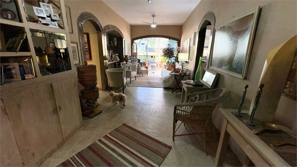 Cobertura à venda com 3 quartos, sendo 1 suíte, em Copacabana, Rio de Janeiro, RJ