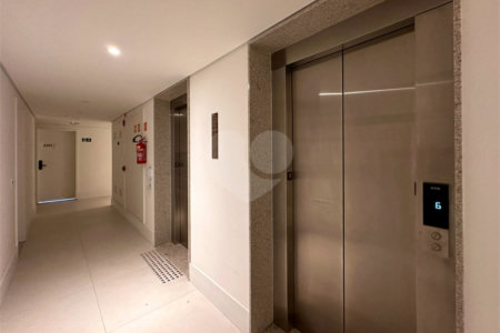 Apartamento à venda ou para alugar com 1 suíte em Campo Belo, São Paulo, SP