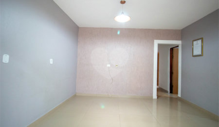 Casa Térrea à venda com 4 quartos, sendo 1 suíte,  em Nova Mairinque, Mairinque, SP