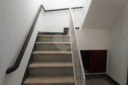 Sobrado para alugar com 4 quartos no Centro, São Roque, SP