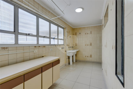Apartamento à venda com 4 suítes em Campo Belo, São Paulo, SP