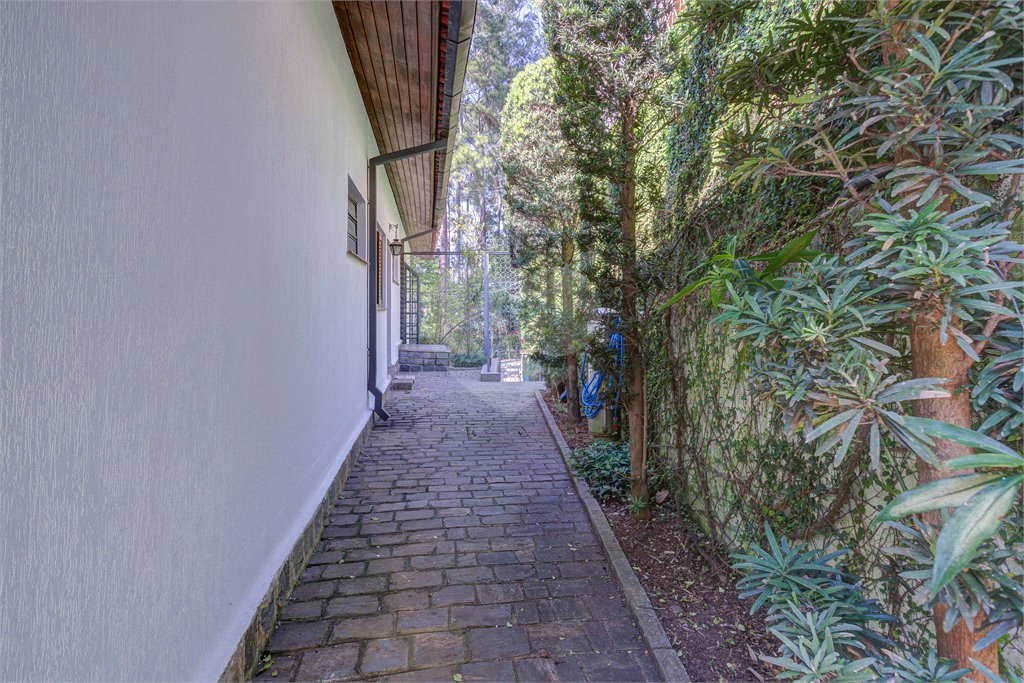 Casa Térrea à venda com 4 quartos, sendo 1 suíte, em Jardim Marajoara, São Paulo, SP