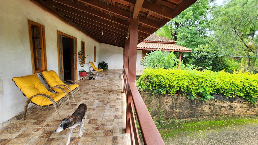 Chácara à venda com 3 quartos, sendo 1 suíte, em Jardim Buru, Salto, SP