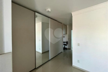 Sobrado à venda com 3 quartos, sendo 1 suíte, no Centro, Indaiatuba, SP