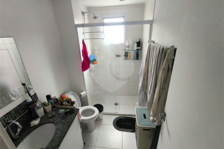 Apartamento à venda com 3 quartos, sendo 1 suíte,  em Jardim Vazani, São Paulo, SP