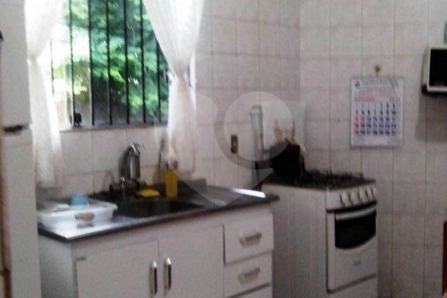 Sobrado à venda com 2 quartos em Horto, São Paulo, SP