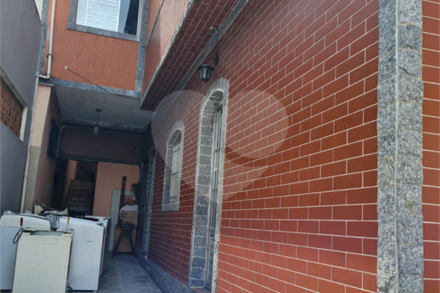 Sobrado à venda com 4 quartos em Parada Inglesa, São Paulo, SP