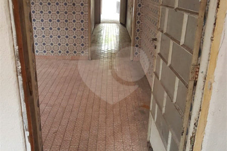 Casa à venda com 3 quartos em Jardim Helena, Ferraz de Vasconcelos, SP