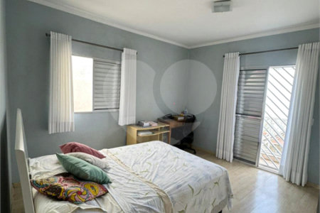 Casa à venda com 3 quartos, sendo 1 suíte, em Vila Constança, São Paulo, SP