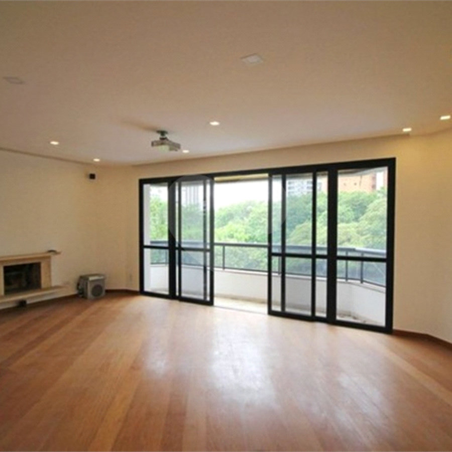 Apartamento à venda com 4 quartos, sendo 3 suítes, em Vila Suzana, São Paulo, SP