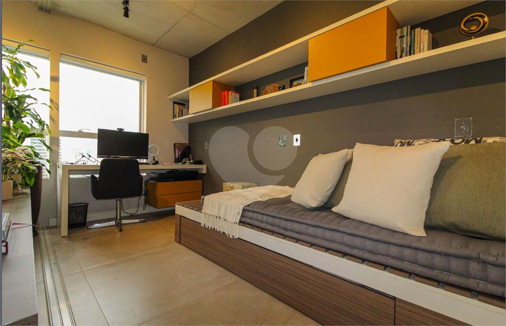 Apartamento à venda com 2 quartos, sendo 1 suíte, em Vila Olímpia, São Paulo, SP