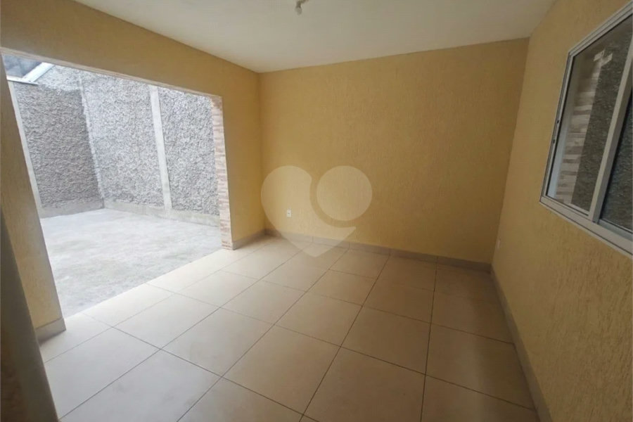 Casa à venda com 4 quartos, sendo 1 suíte,  em Anhanguera, São Paulo, SP