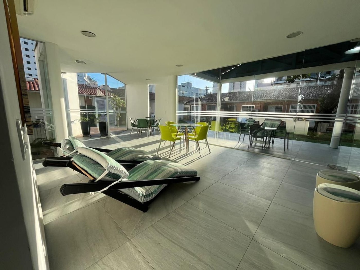 Casa com 2 dormitórios à venda, 80 m² por R$ 440.000,00 - Loteamento João Batista Julião - Guarujá/SP