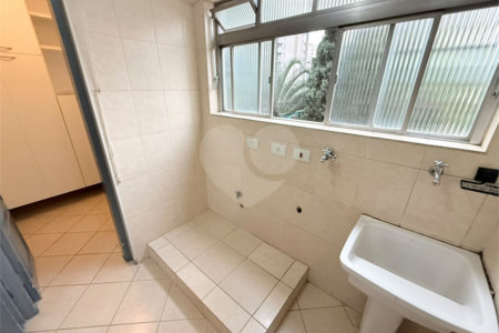 Apartamento à venda com 2 quartos em Vila Olímpia, São Paulo, SP