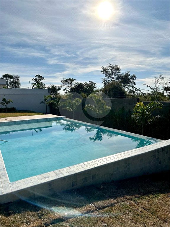 Casa à venda com 3 quartos, sendo 1 suíte, no condomínio Santa Mônica, Itu - SP