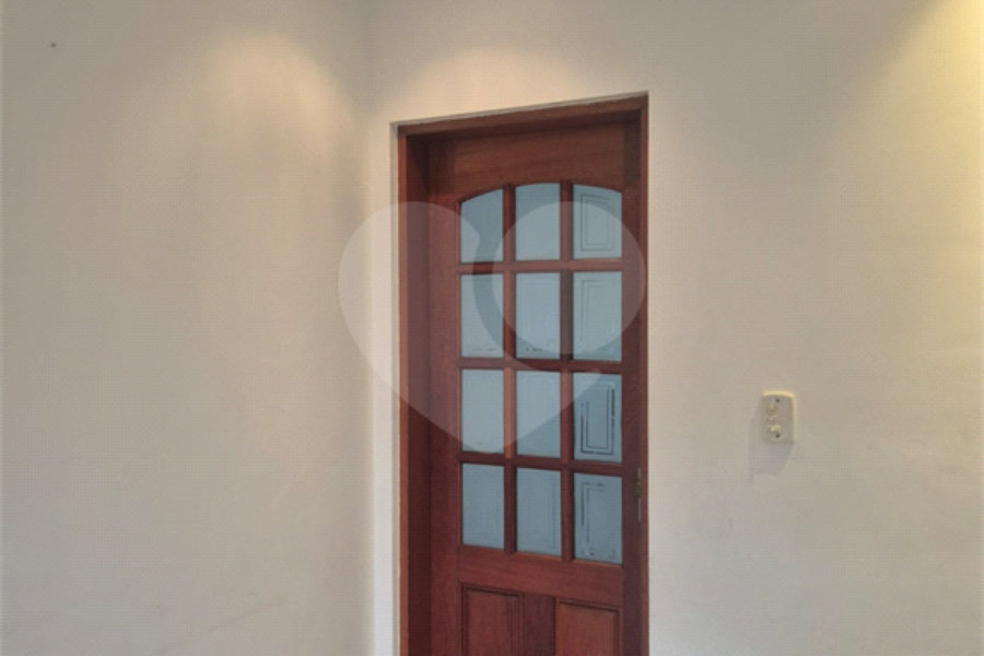 Sobrado à venda com 3 quartos, sendo 1 suíte, em Vila Bonilha, São Paulo, SP