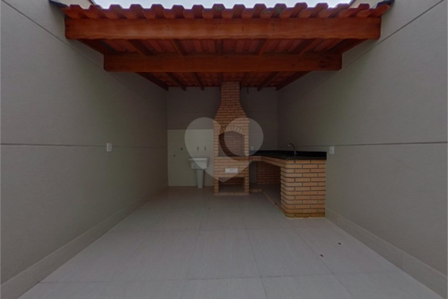 Casa à venda com 3 suítes no condomínio Residencial Gaya, São Paulo - SP