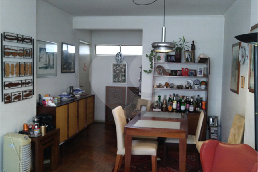 Apartamento à venda com 3 quartos, sendo 1 suíte, em Pinheiros, São Paulo, SP