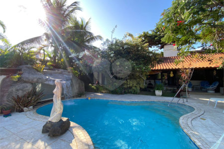 Casa à venda com 6 quartos, sendo 4 suítes, em Canto, Armação dos Búzios, RJ