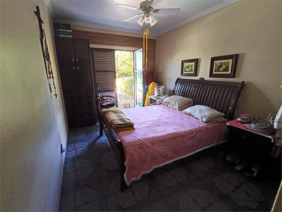 Casa à venda com 3 quartos, sendo 2 suítes,  em Vila Mogilar, Mogi das Cruzes, SP