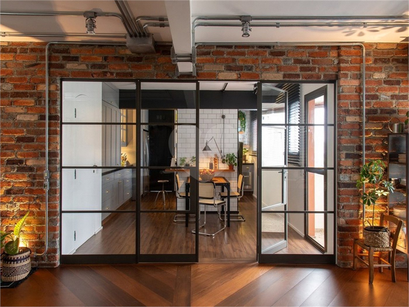 Apartamento à venda com 3 quartos, sendo 2 suítes,  em Campo Belo, São Paulo, SP