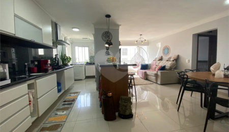 Apartamento à venda com 2 quartos, sendo 1 suíte,  em Campo Grande, São Paulo, SP
