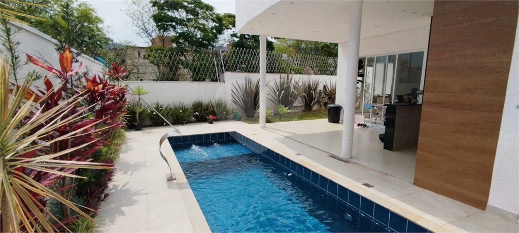 Casa à venda com 3 suítes no condomínio Bella Cittá - Villaggio II, Mogi das Cruzes - SP