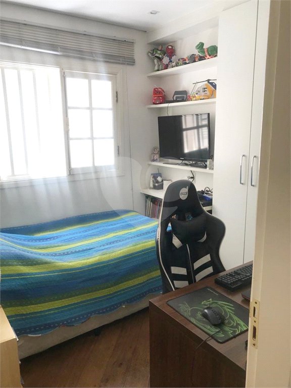 Sobrado à venda com 3 suítes em Vila Paulicéia, São Paulo, SP