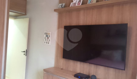 Sobrado à venda com 3 quartos, sendo 2 suítes,  em Vila Dom Pedro I, São Paulo, SP
