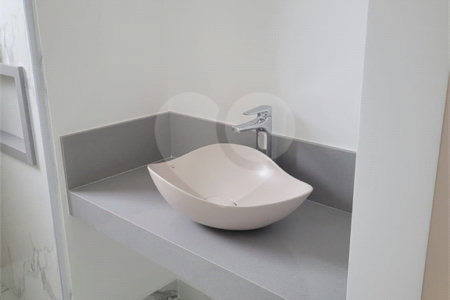 Apartamento à venda com 3 suítes em Vila Ema, São José dos Campos, SP