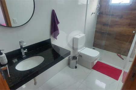 Casa à venda com 3 suítes no condomínio Riviera dos Pássaros, Joanópolis - SP