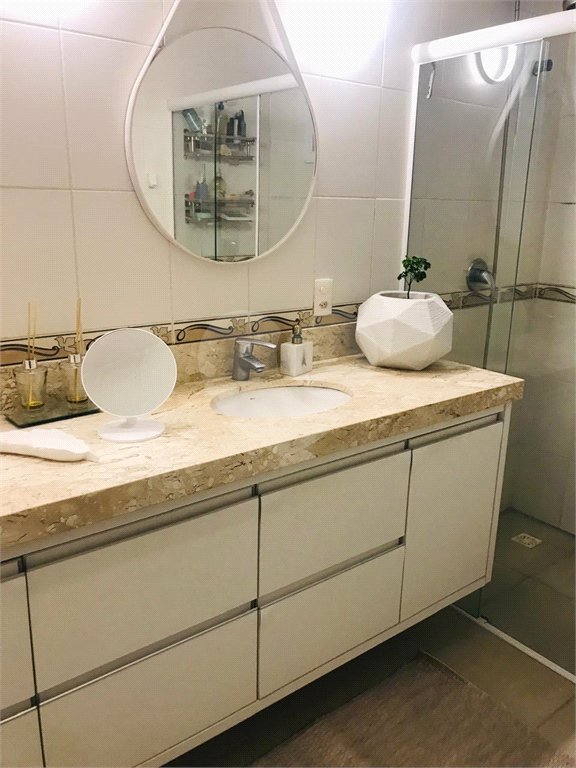 Casa à venda com 3 quartos, sendo 1 suíte, no condomínio Residencial Patrimônio do Carmo, São Roque - SP